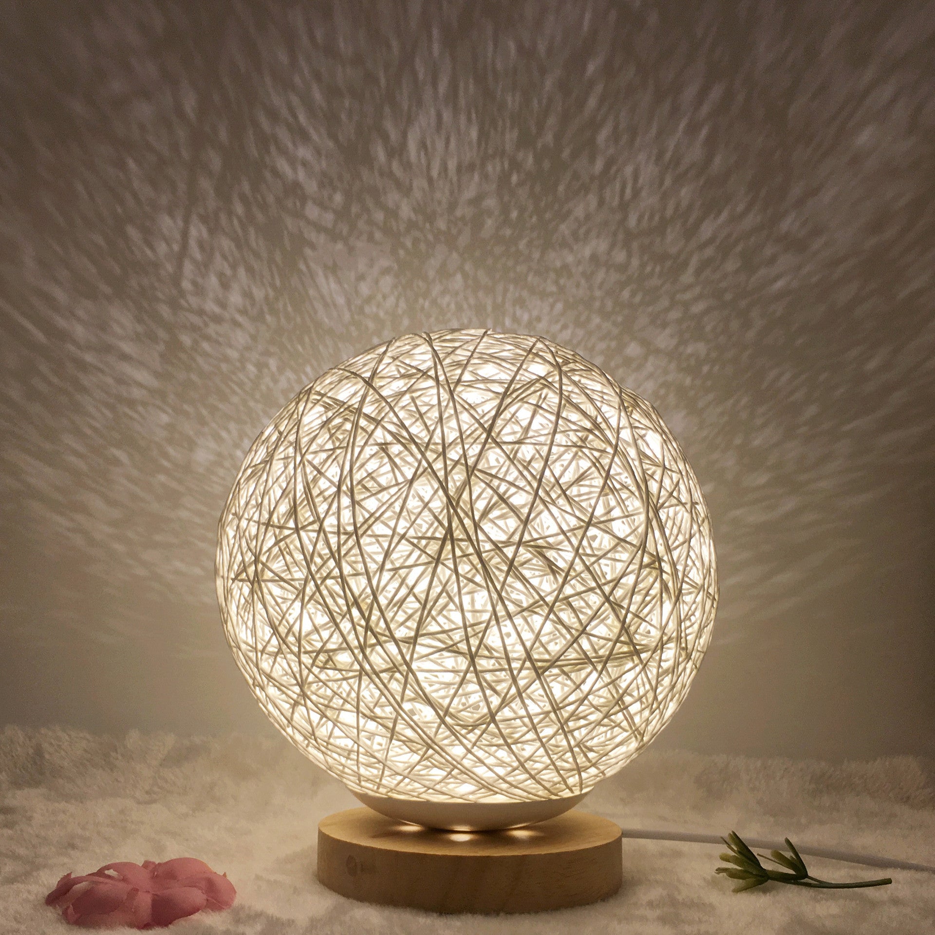 Table Lamp Novel and Unique LED Intelligent Remote Control Rattan Ball Lamp