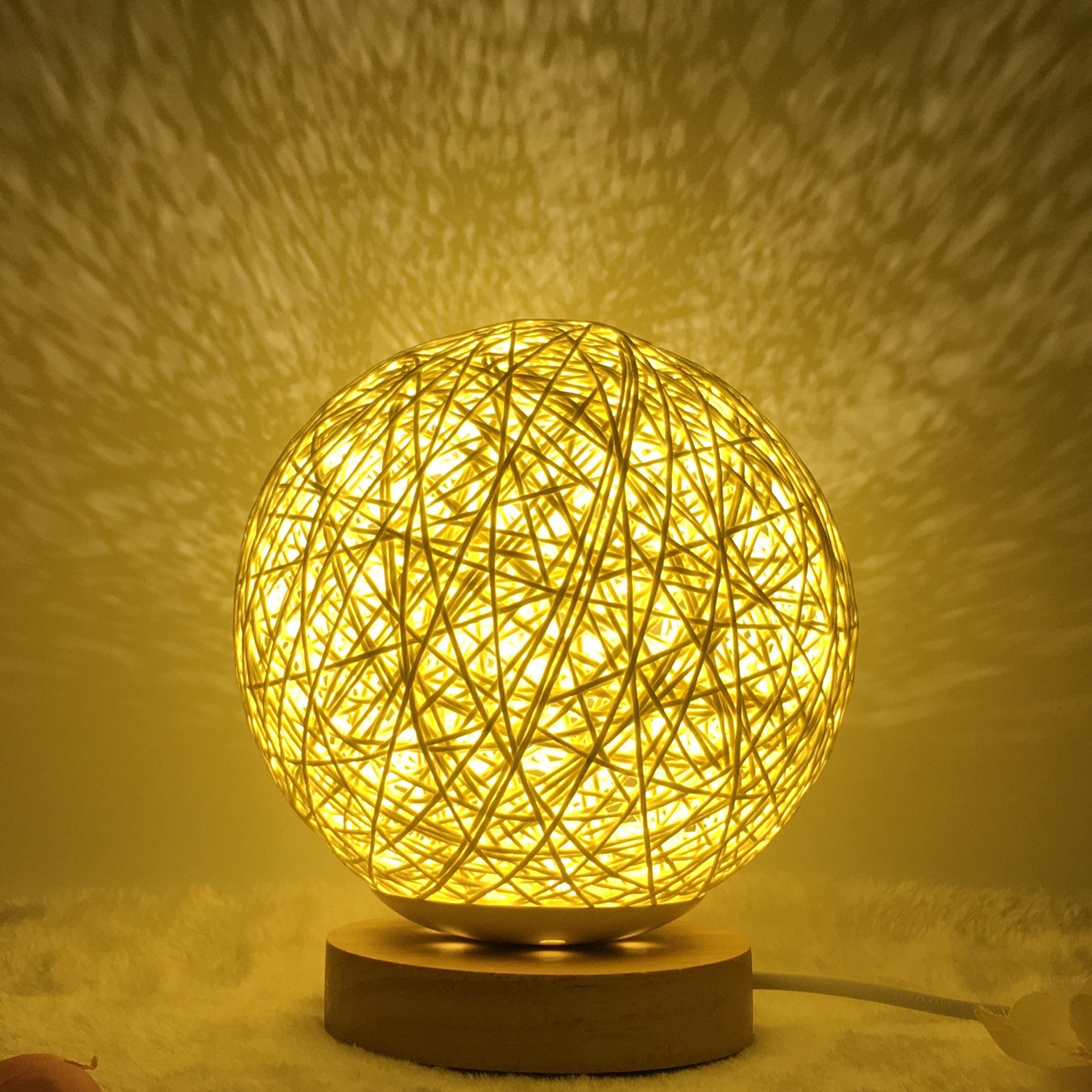 Table Lamp Novel and Unique LED Intelligent Remote Control Rattan Ball Lamp