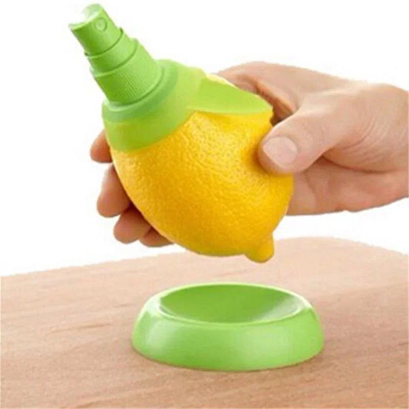 Manual Orange Juice Squeeze Juicer Lemon Spray Mist Orange Fruit Squeezer Sprayer for Salad Fresh Flavor Kitchen Cooking Tools